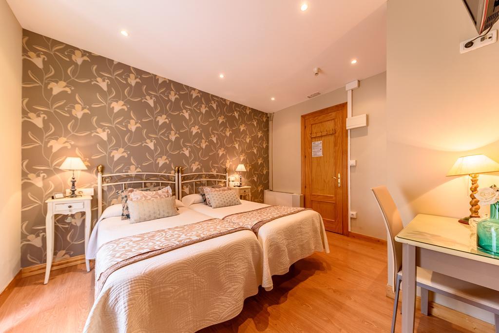 Hosteria Villa de Castro Castro Urdiales Esterno foto