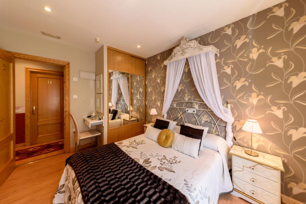 Hosteria Villa de Castro Castro Urdiales Esterno foto